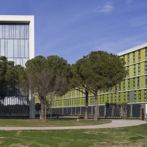 Marmara Üniversitesi Dragos Kampüsü/ Mehmet Genç Külliyesi
